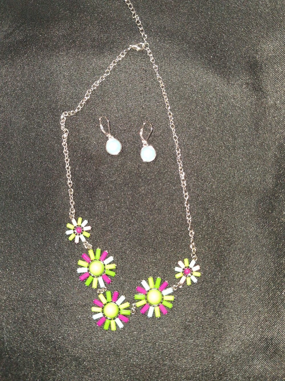 Vibrant Floral Necklace and Earrings Set - Lime Green & Hot Pink
